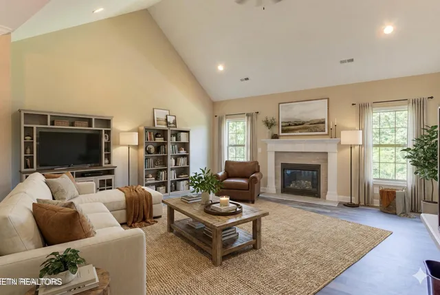 $569,900 | 3009 Sycamore Crk Lane, Knoxville, TN 37931