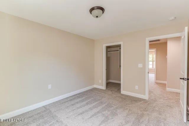 $569,900 | 3009 Sycamore Crk Lane, Knoxville, TN 37931