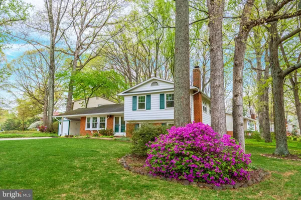 $998,000 | 8717 Higdon Drive, Vienna, VA 22182