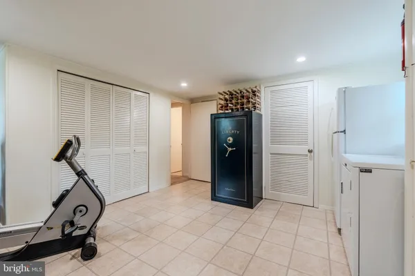 $998,000 | 8717 Higdon Drive, Vienna, VA 22182