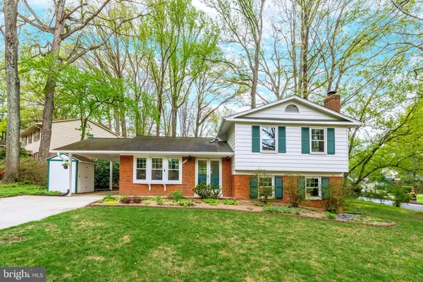 $998,000 | 8717 Higdon Drive, Vienna, VA 22182