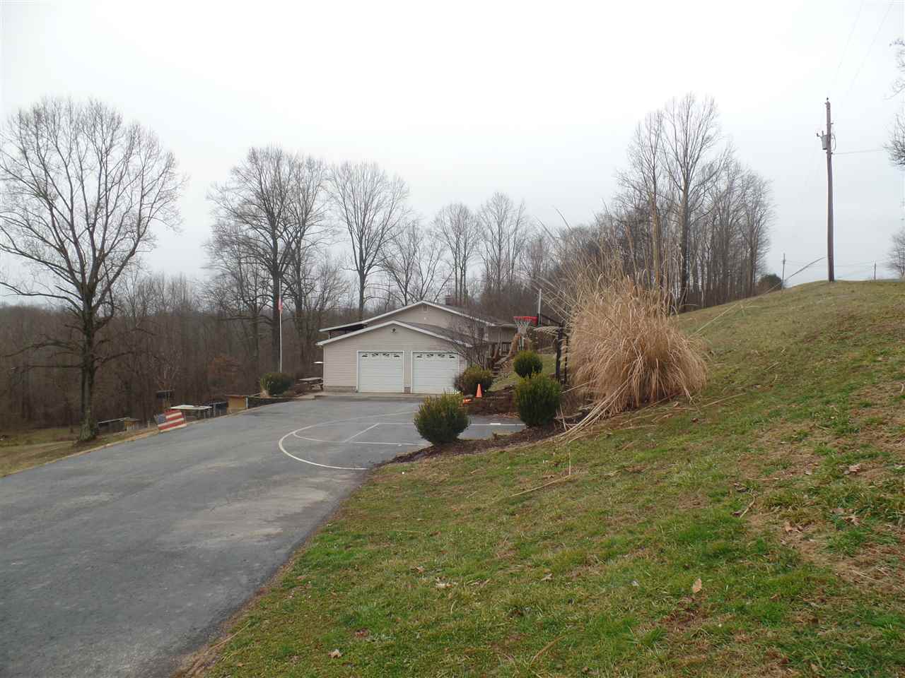 1414 North Cold Springs Road Bloomfield, IN 47424 - Photo 22 of 25