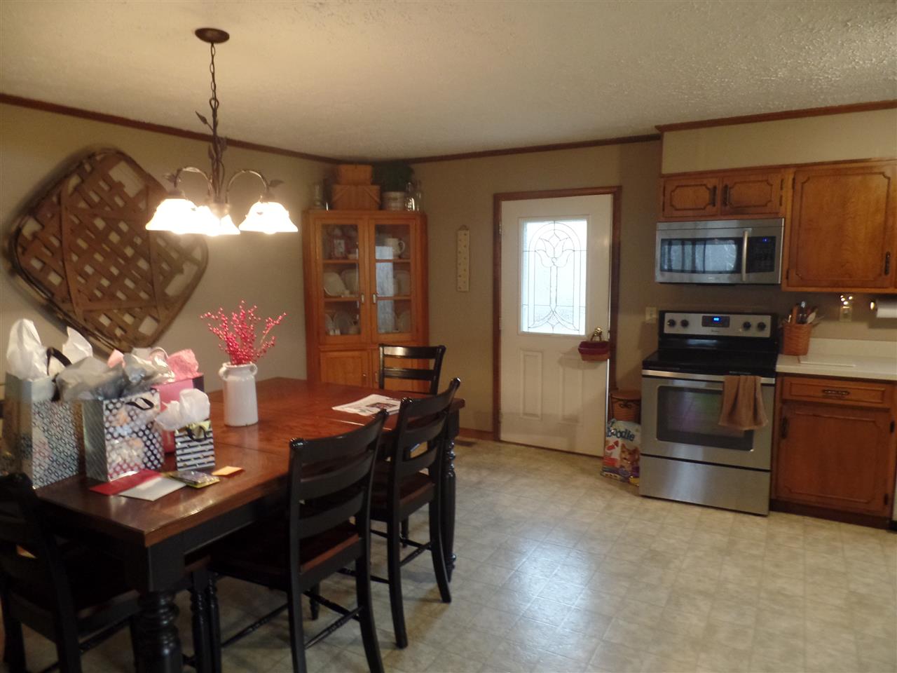 1414 North Cold Springs Road Bloomfield, IN 47424 - Photo 6 of 25