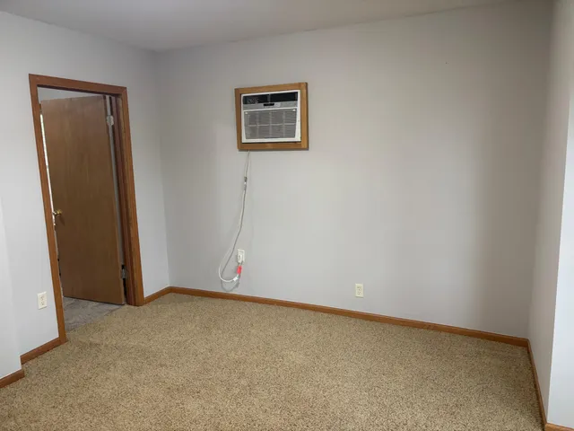 $99,900 | 110 East Burlingame Street, Ghent, MN 56239