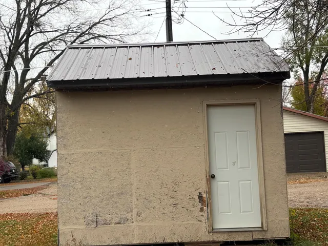 $110,000 | 110 East Burlingame Street, Ghent, MN 56239