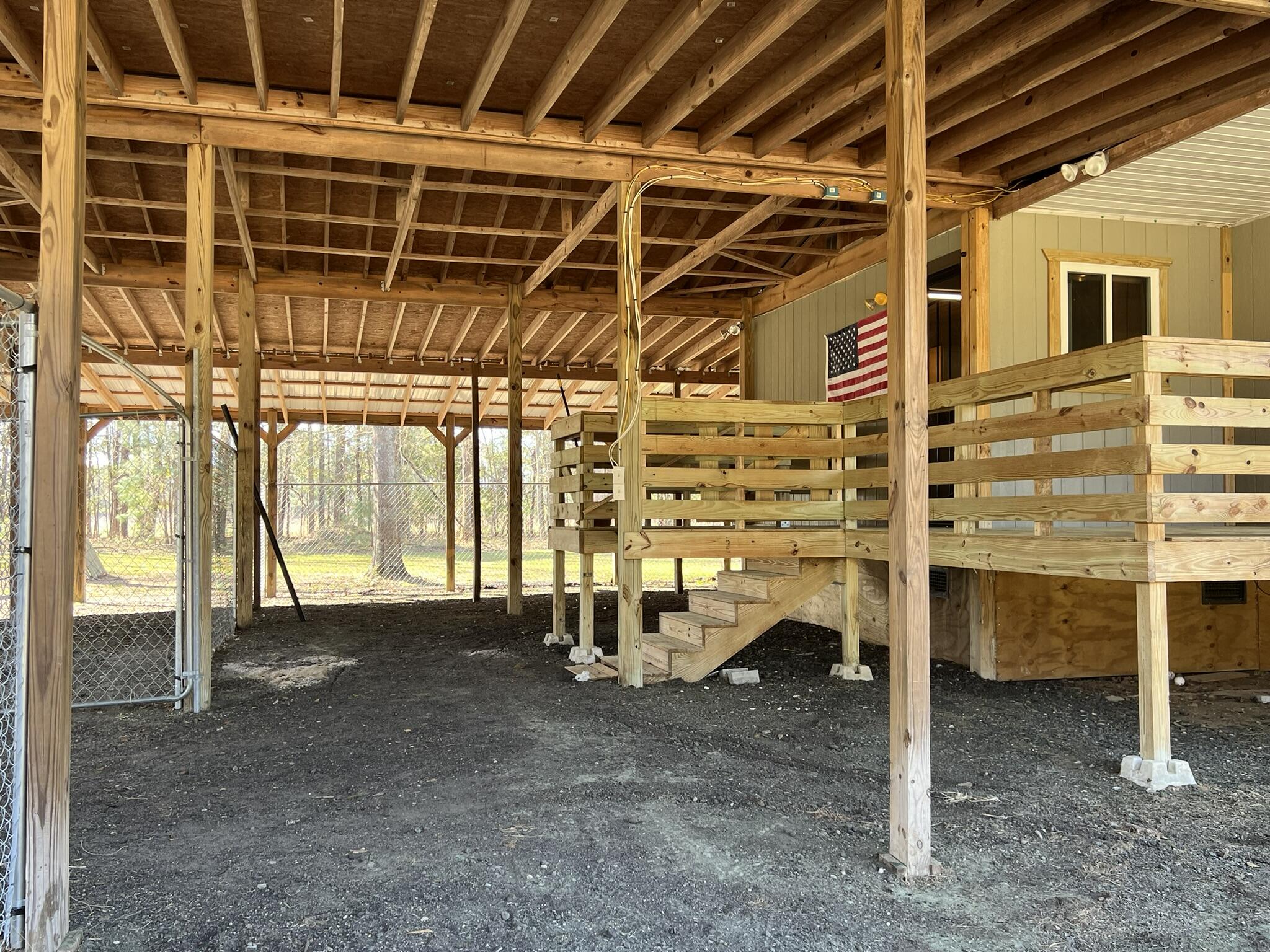 1790 Strickland Road Manning, SC 29102 - Photo 31 of 39 side entrance