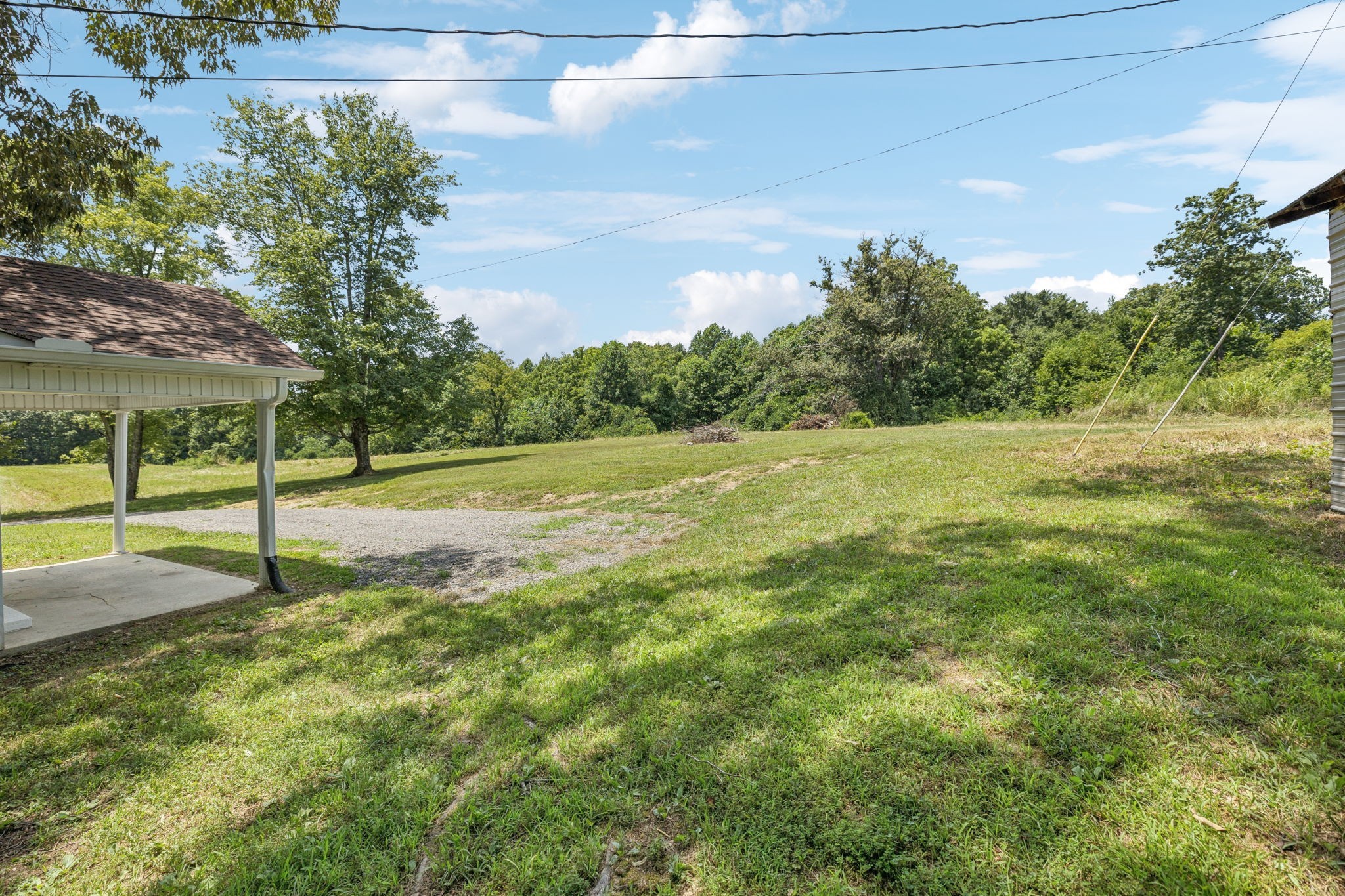 2585 Pow Road Baxter, TN 38544 - Photo 14 of 83