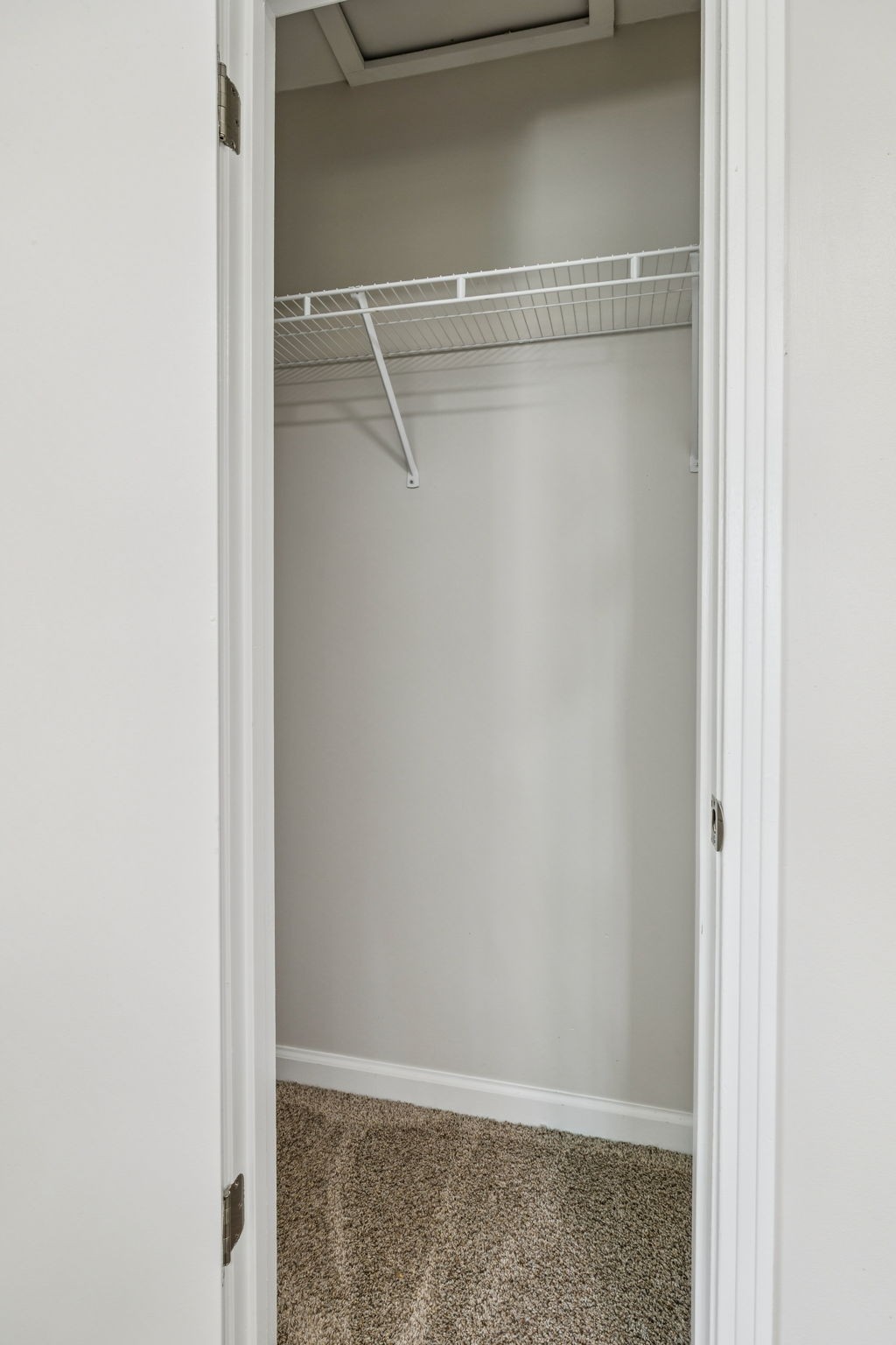 2585 Pow Road Baxter, TN 38544 - Photo 38 of 83 a view of an empty walk in closet