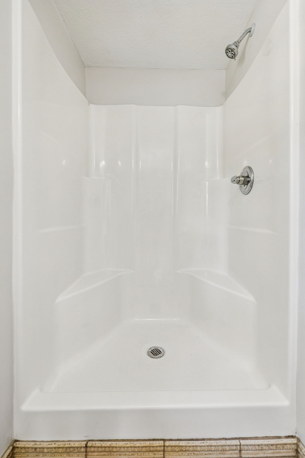 2585 Pow Road Baxter, TN 38544 - Photo 44 of 83 a close up of a bathtub in a bathroom