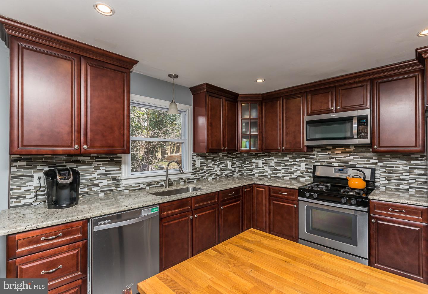 509 Mill Road Havertown, PA 19083 - Photo 12 of 45