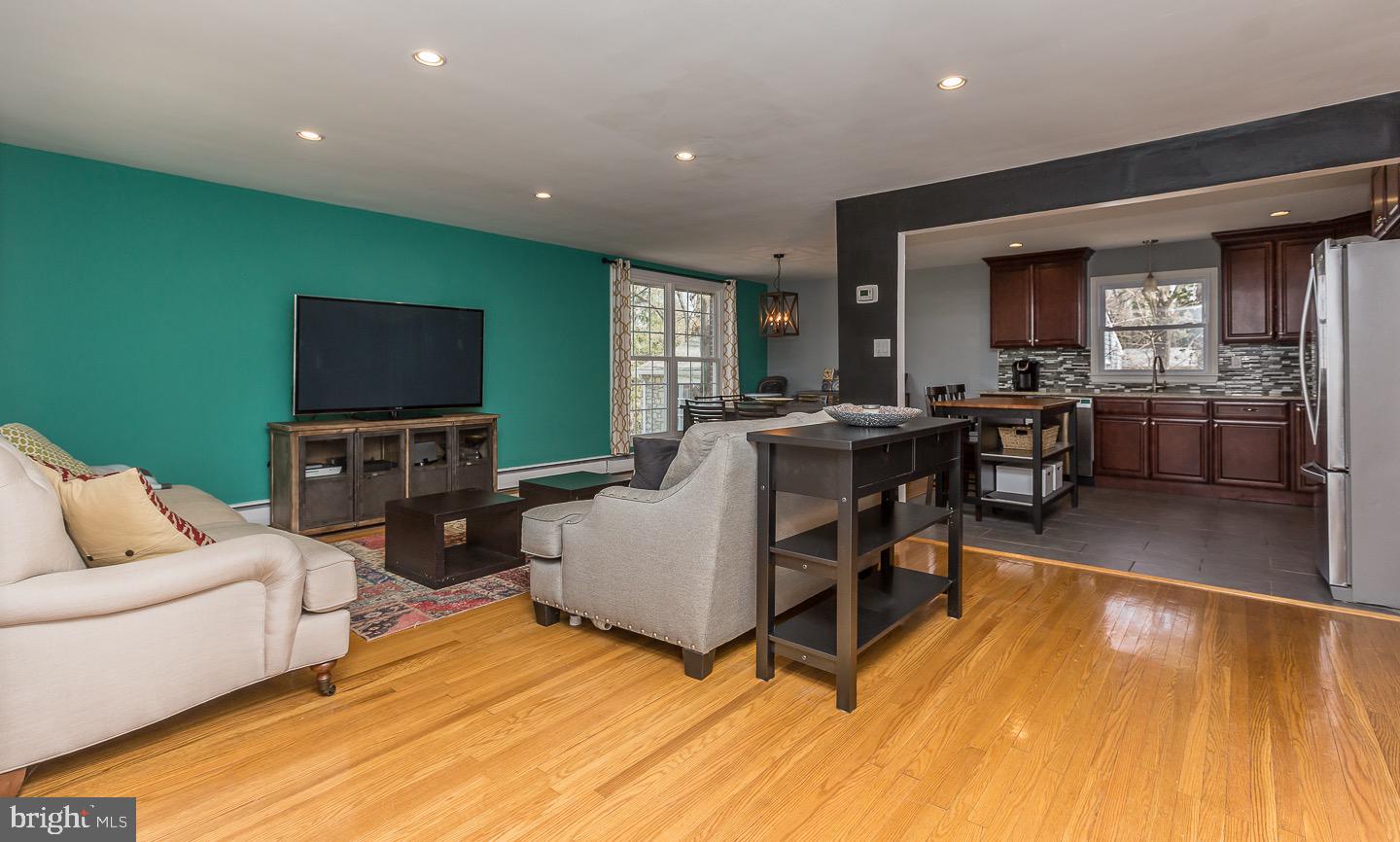 509 Mill Road Havertown, PA 19083 - Photo 6 of 45