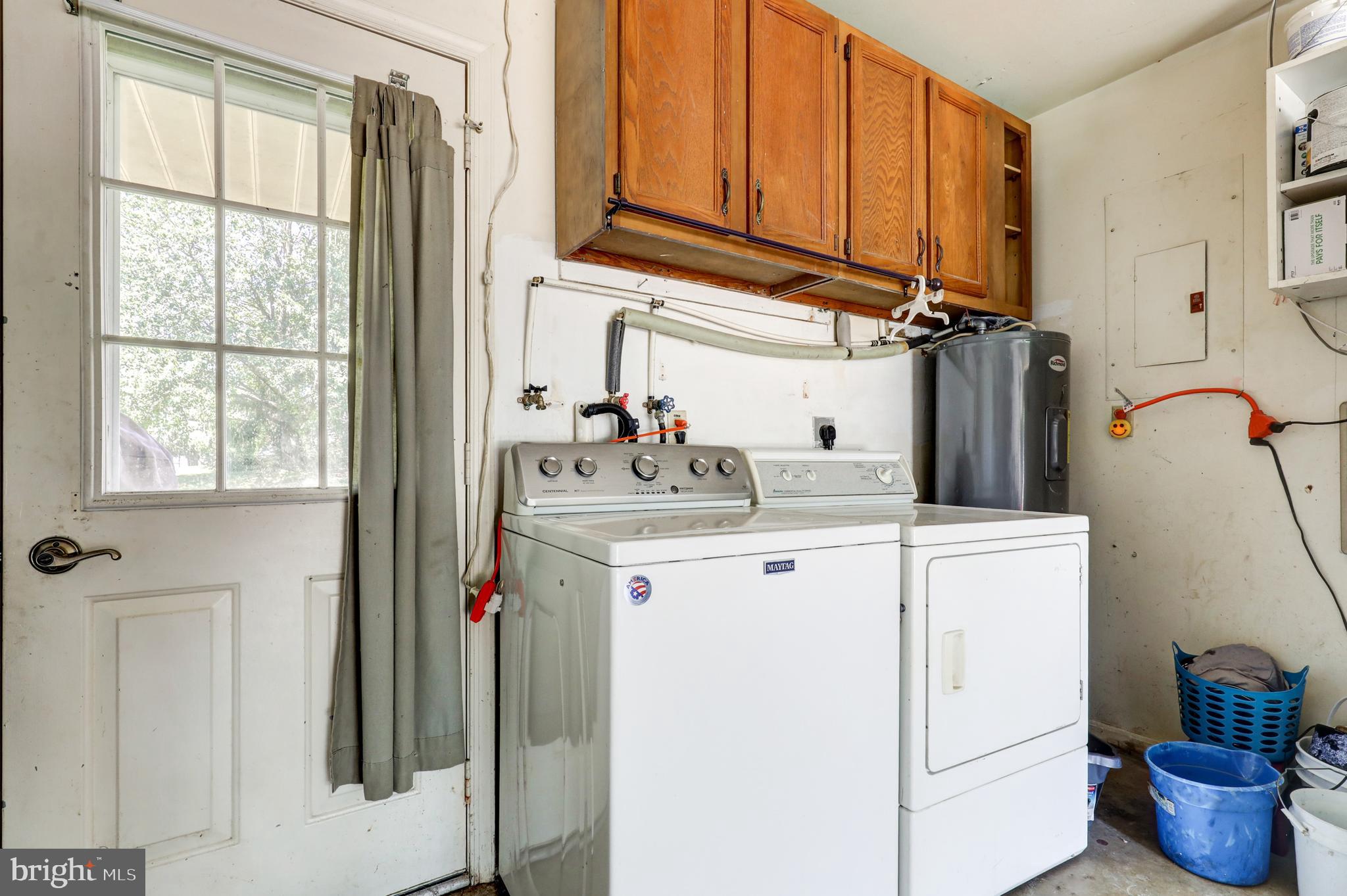 222 Miller Road Akron, PA 17501 - Photo 30 of 31 a utility room with dryer and washer