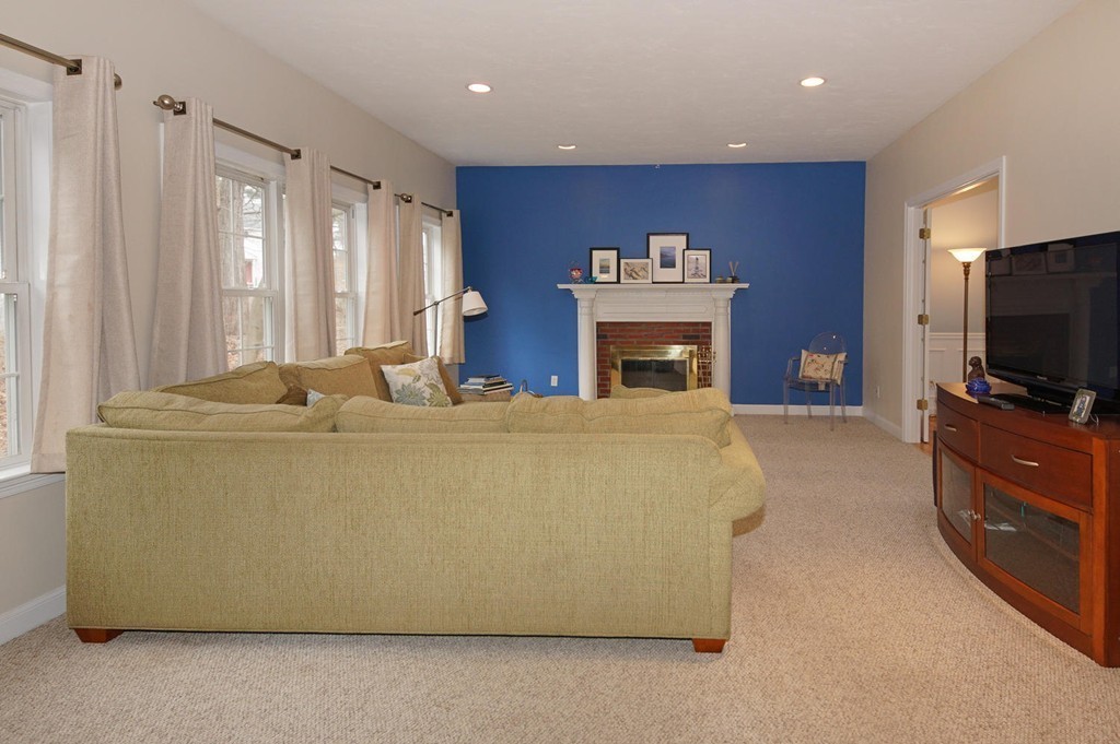 5 Winslow Road Natick, MA 01760 - Photo 9 of 30 Gallery Image 9