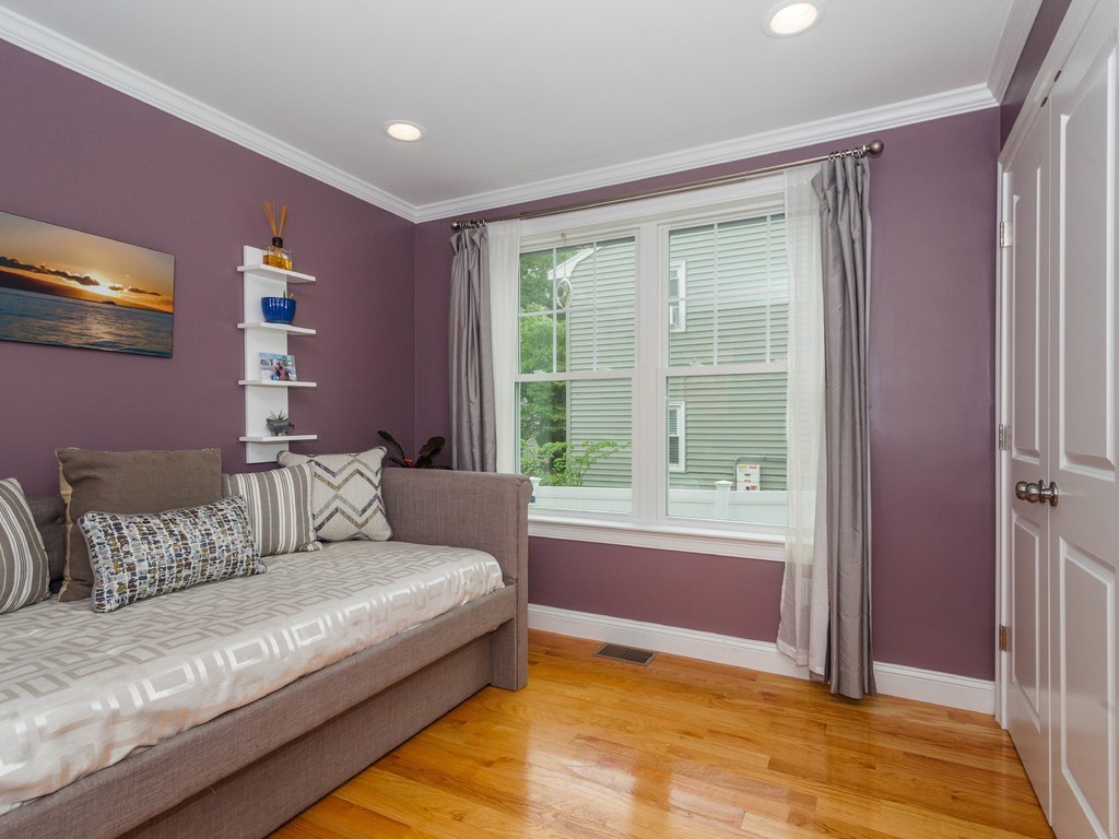40 Catherine Street, Unit 1 Boston, MA 02131 - Photo 11 of 25
