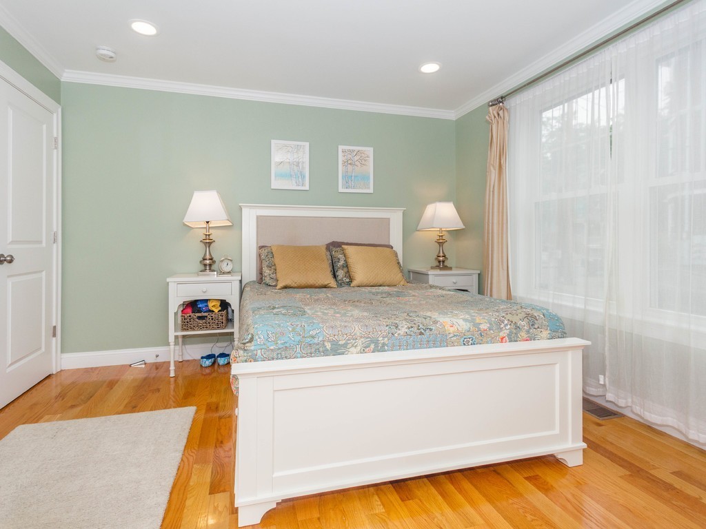 40 Catherine Street, Unit 1 Boston, MA 02131 - Photo 13 of 25