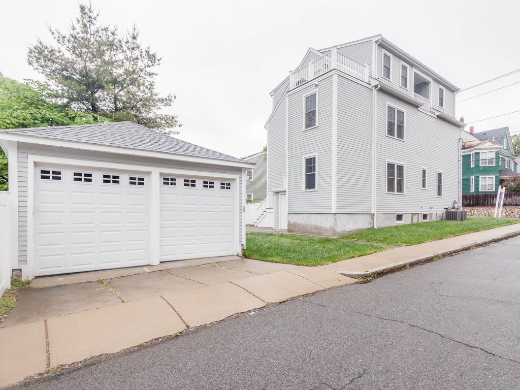 40 Catherine Street, Unit 1 Boston, MA 02131 - Photo 23 of 25