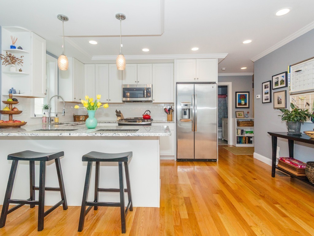 40 Catherine Street, Unit 1 Boston, MA 02131 - Photo 5 of 25