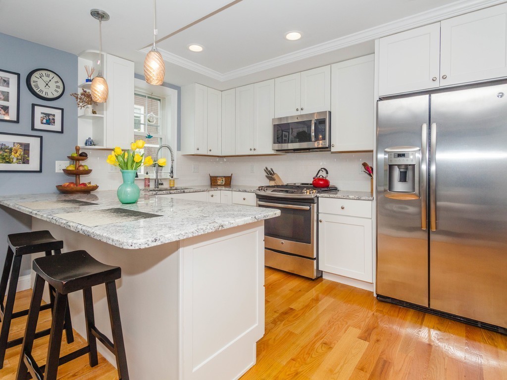 40 Catherine Street, Unit 1 Boston, MA 02131 - Photo 6 of 25