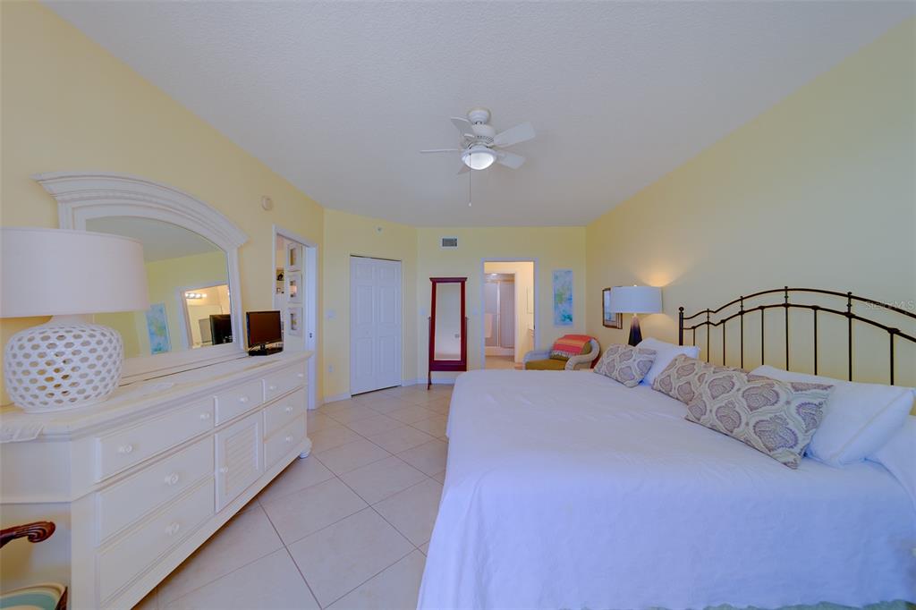 16450 Gulf Boulevard, Unit 564 North Redington Beach, FL 33708 - Photo 25 of 66 Gallery Image 25