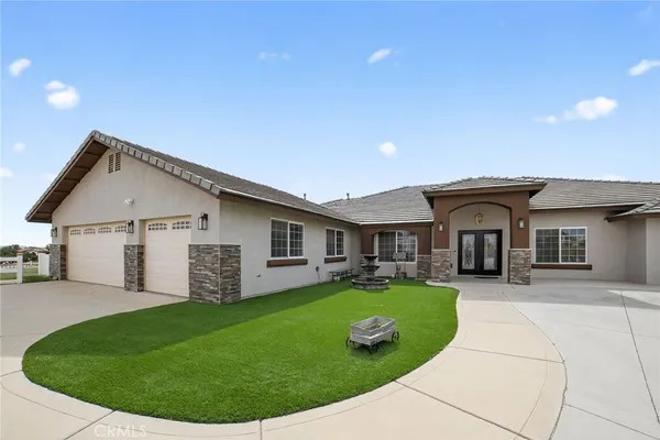 $1,299,000 | 10525 Sage Street, Oak Hills, CA 92344