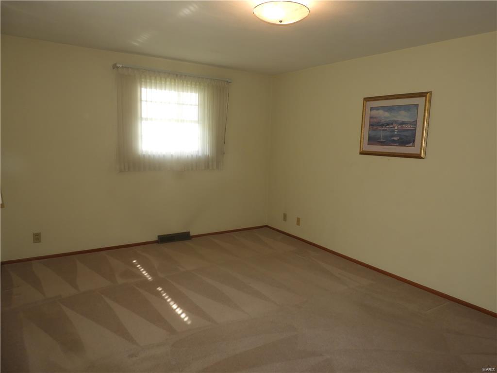 105 Cardinal Drive Belleville, IL 62221 - Photo 20 of 45 Gallery Image 20