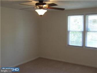 2092 Heather Road Folcroft, PA 19032 - Photo 9 of 9 Bedroom - Main