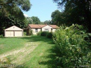 757 South Hospital Road Waterford, MI 48327 - Photo 2 of 2 EXISTING HOUSE