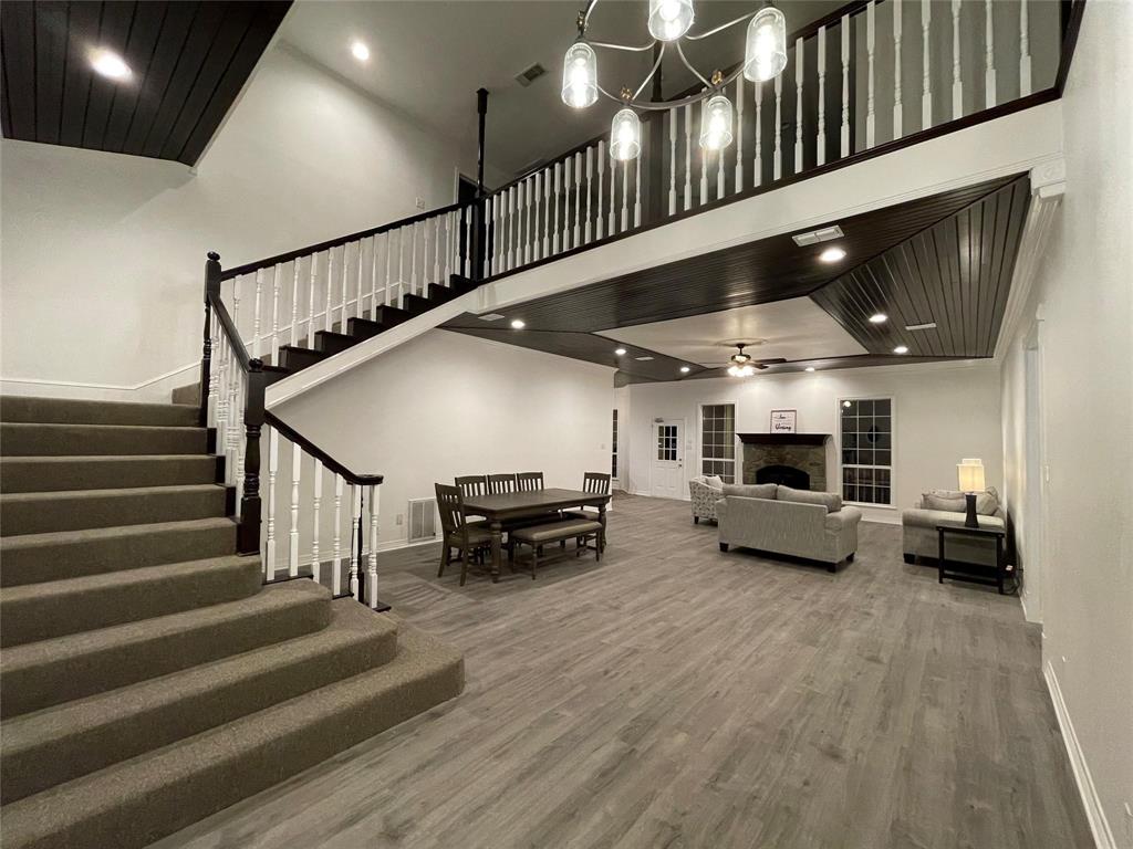 865 Higgins Road Sherman, TX 75092 - Photo 7 of 40 a view of entryway livingroom and hall