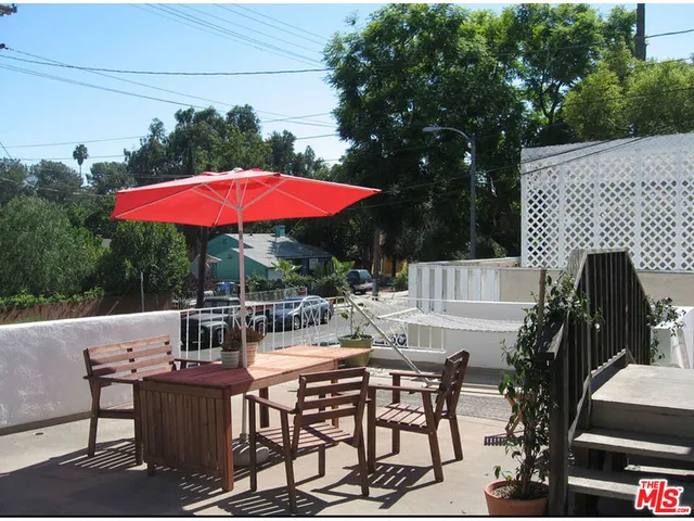 $1,848,500 | 975 Lucile Avenue, Los Angeles, CA 90026