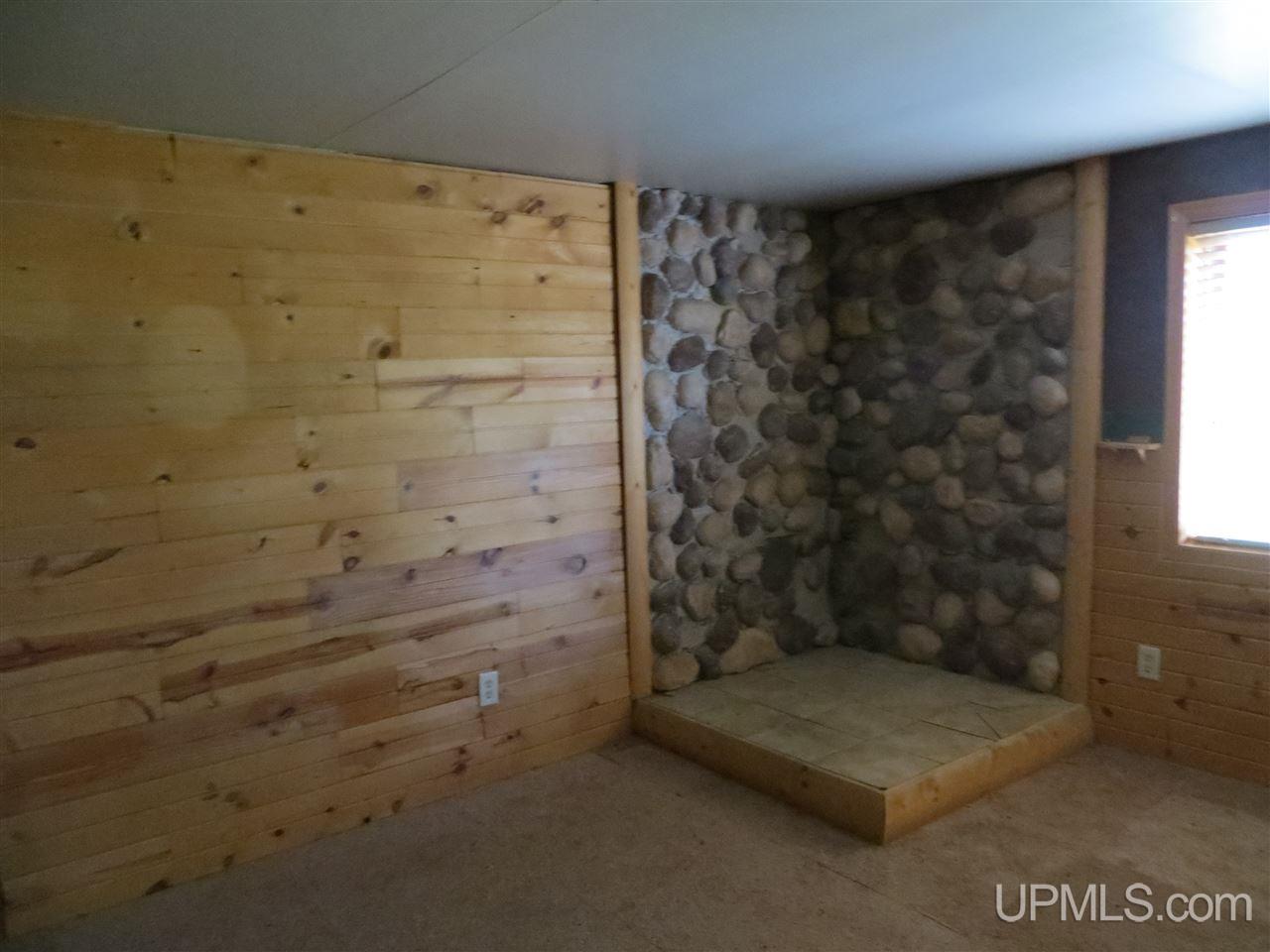6843 Caps Creek Road Republic, MI 49879 - Photo 12 of 30