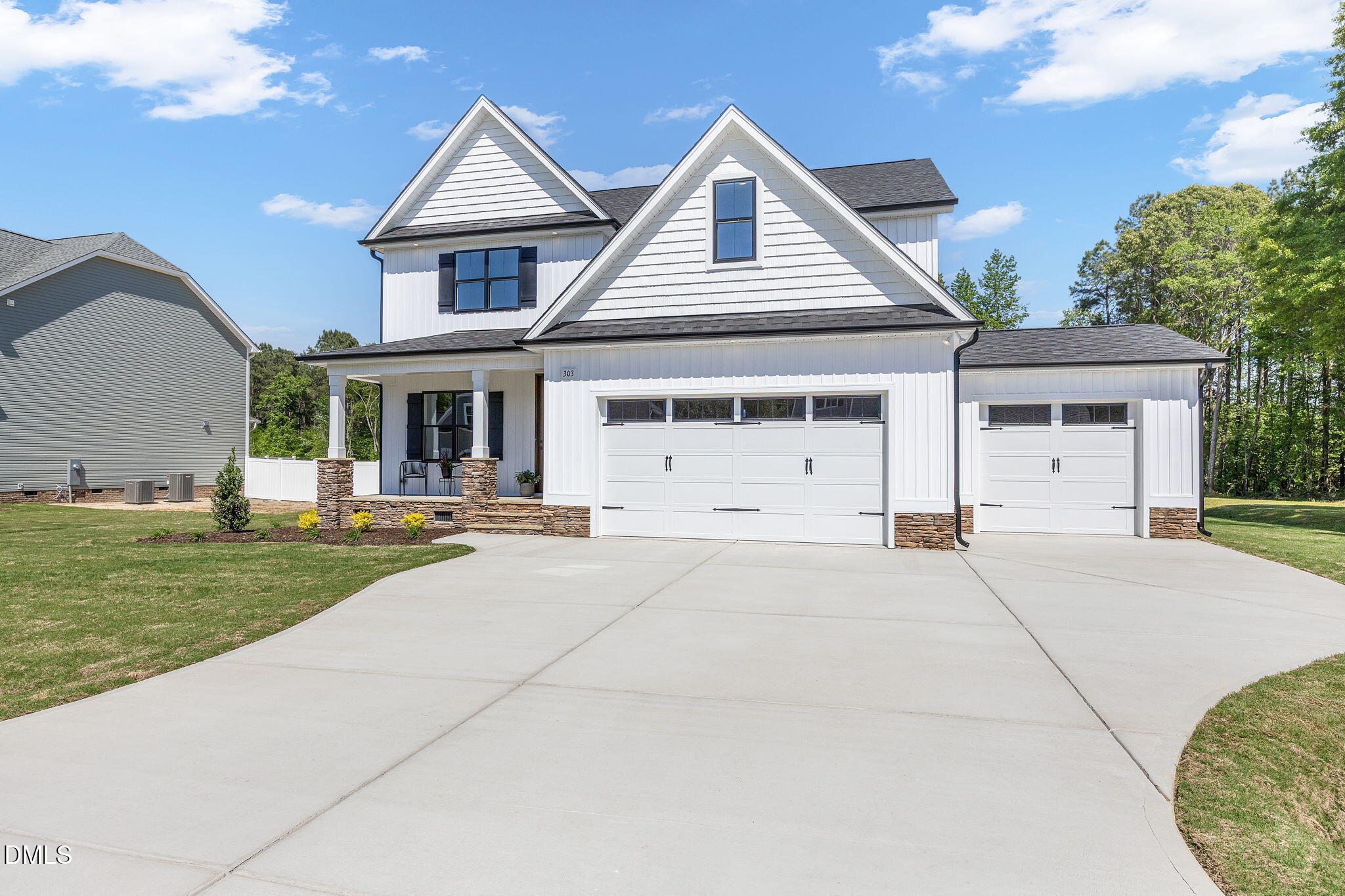 303 Freedom Rdg Drive Smithfield, NC 27577 - Photo 2 of 52