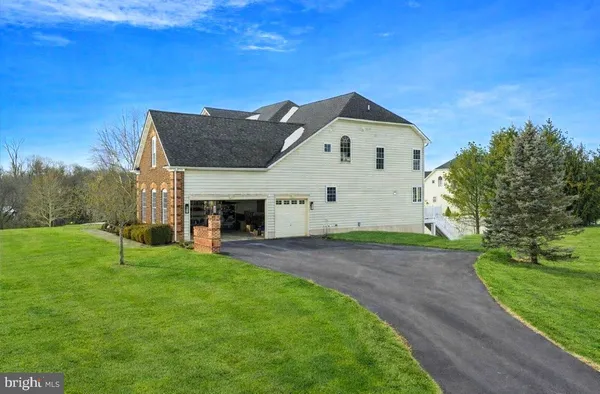 $2,200,000 | 132 Parsons Lane, Newtown, PA 18940