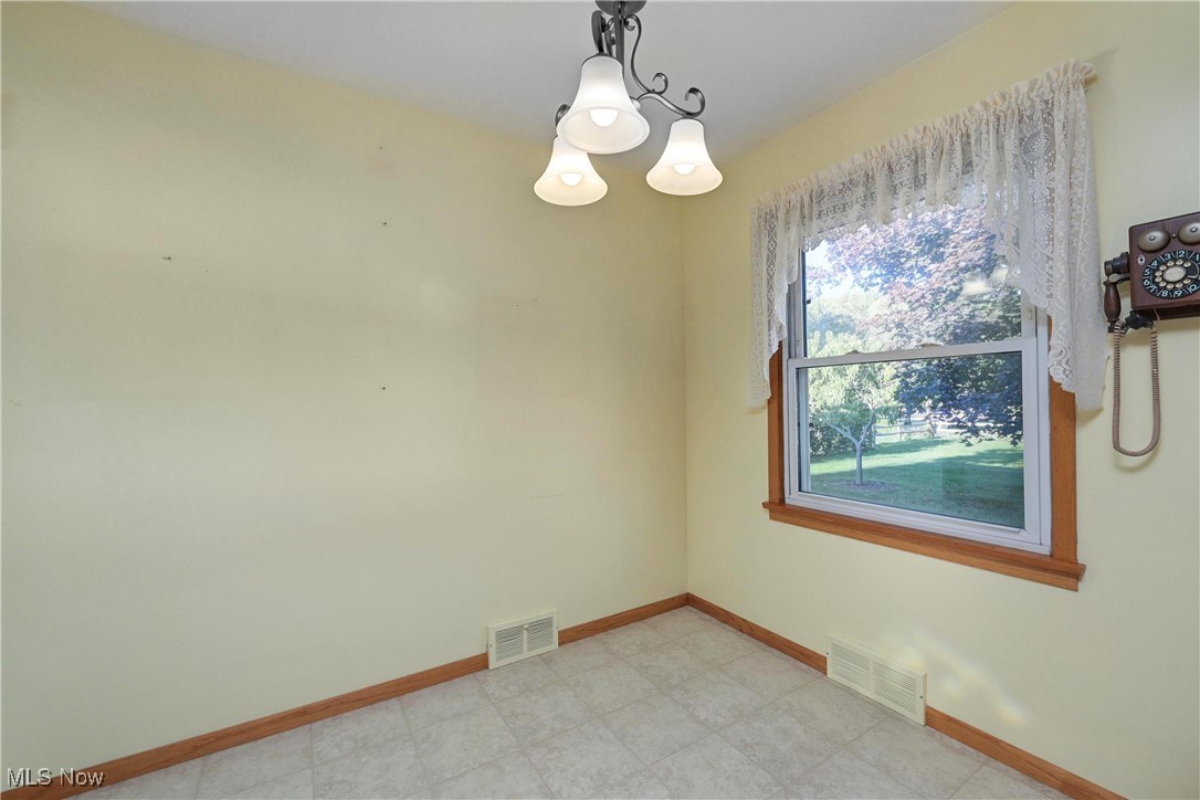 2138 Hawkins Road Westlake, OH 44145 - Photo 13 of 50 Gallery Image 13