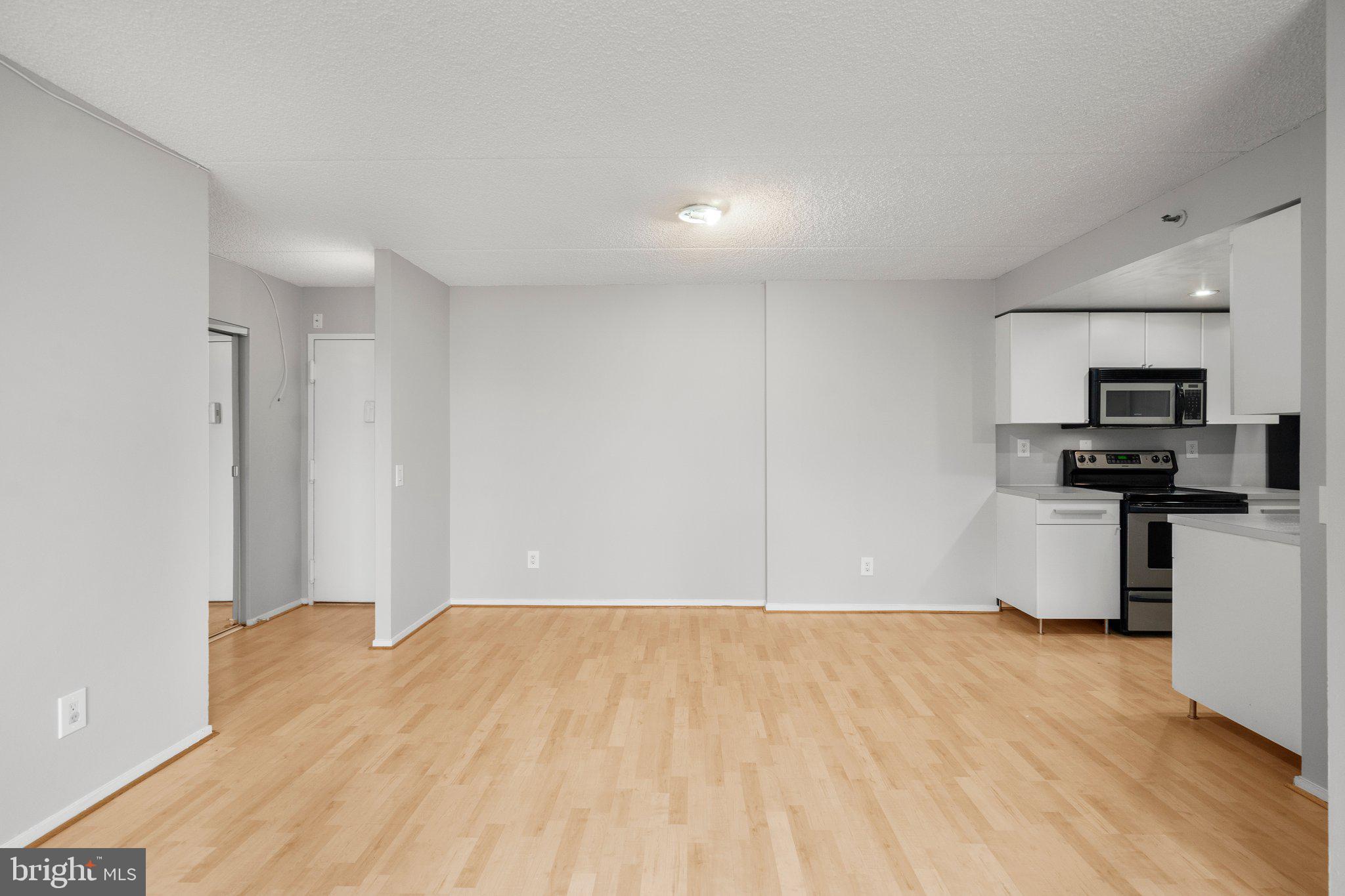 5911 Edsall Road, Unit 412 Alexandria, VA 22304 - Photo 11 of 35