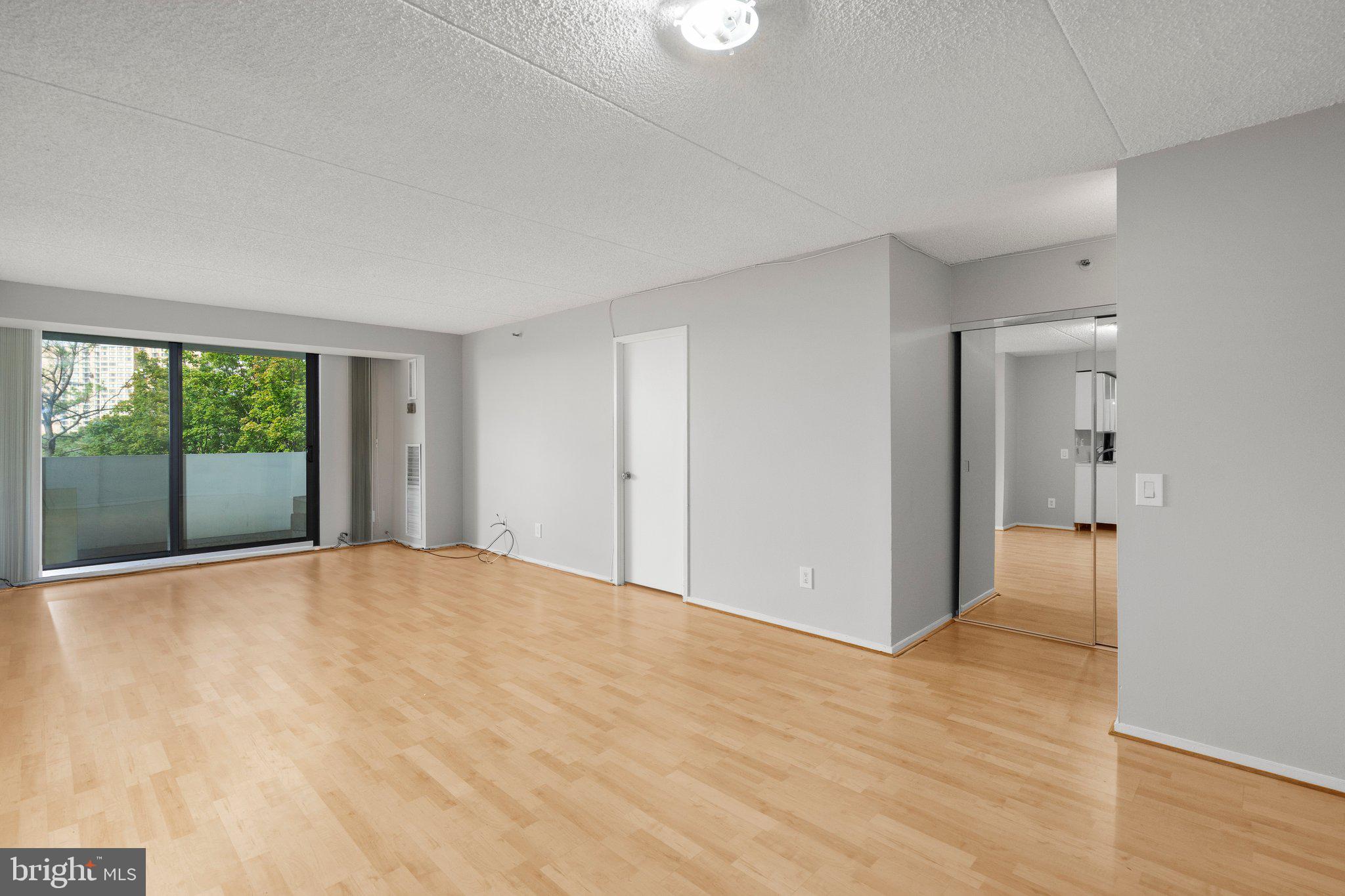 5911 Edsall Road, Unit 412 Alexandria, VA 22304 - Photo 12 of 35