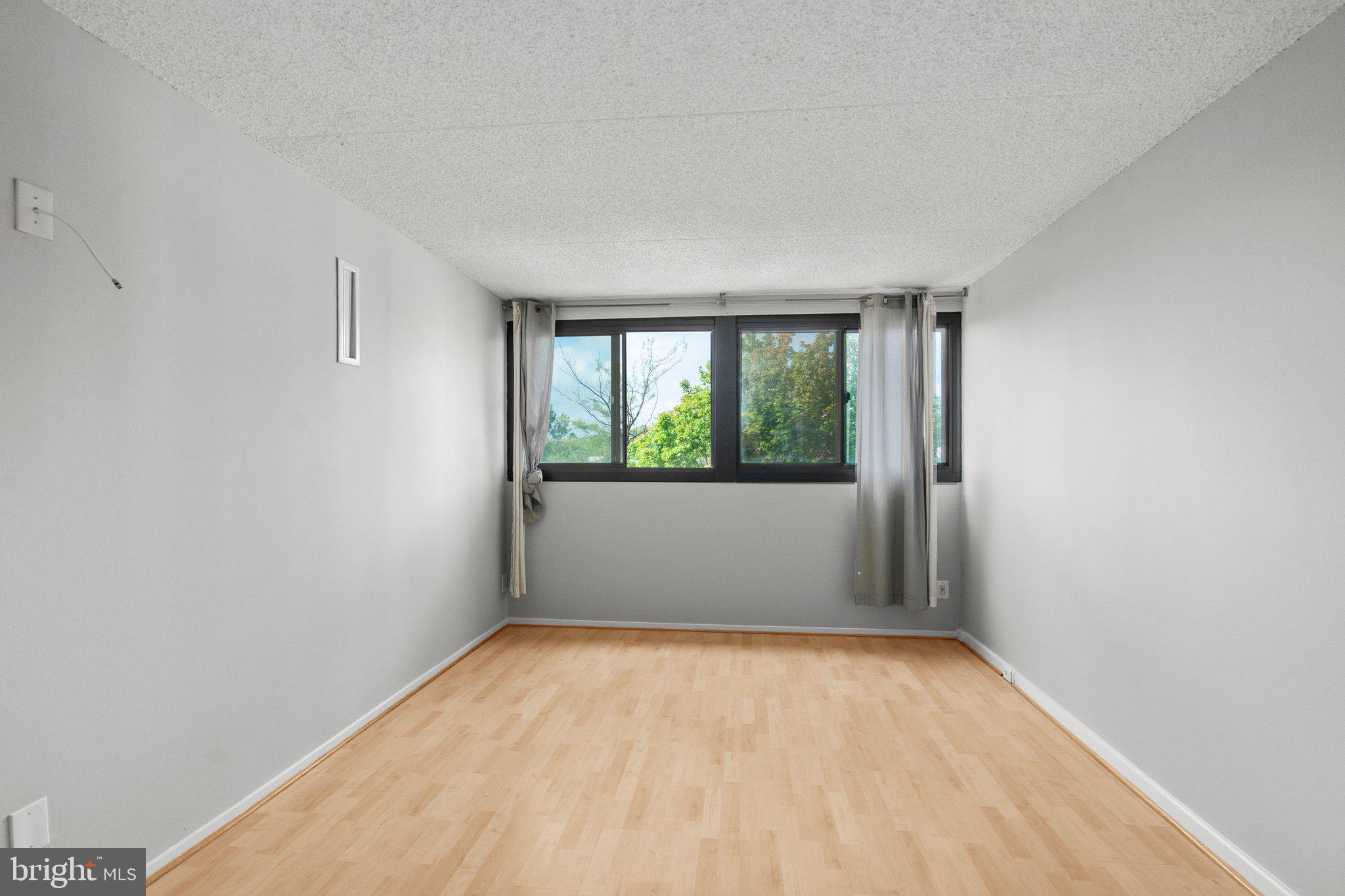 5911 Edsall Road, Unit 412 Alexandria, VA 22304 - Photo 18 of 35