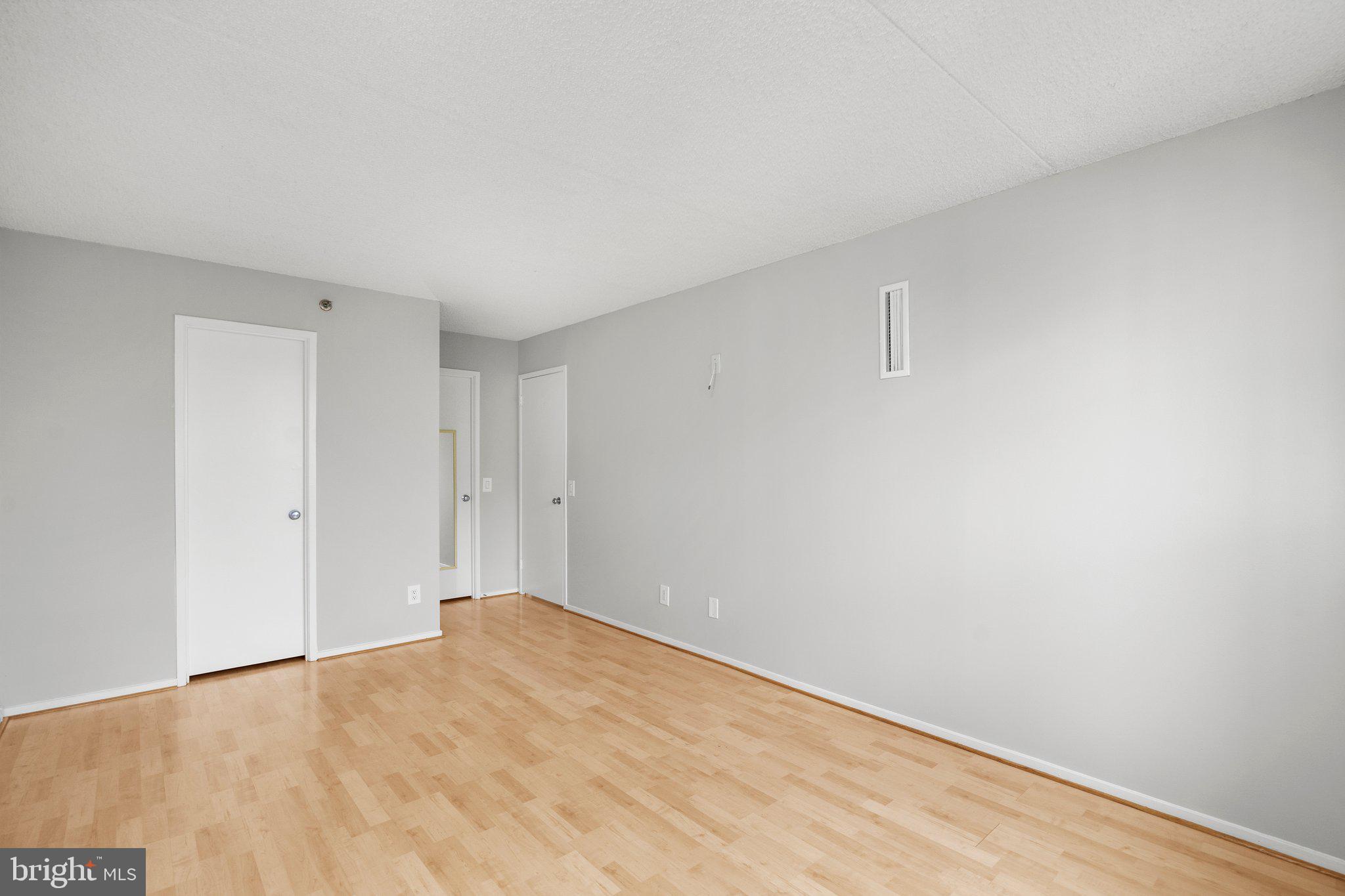 5911 Edsall Road, Unit 412 Alexandria, VA 22304 - Photo 19 of 35