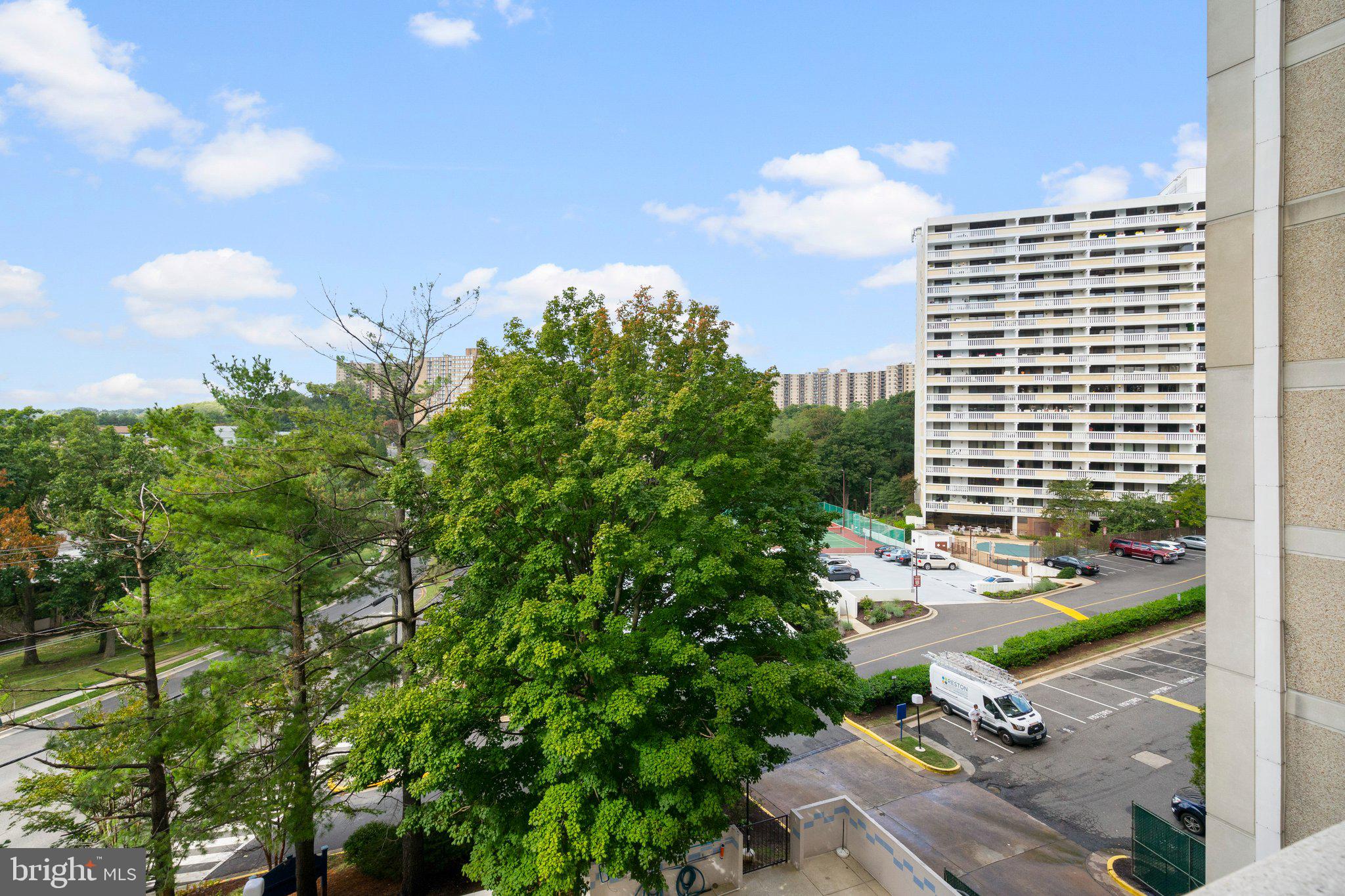 5911 Edsall Road, Unit 412 Alexandria, VA 22304 - Photo 28 of 35