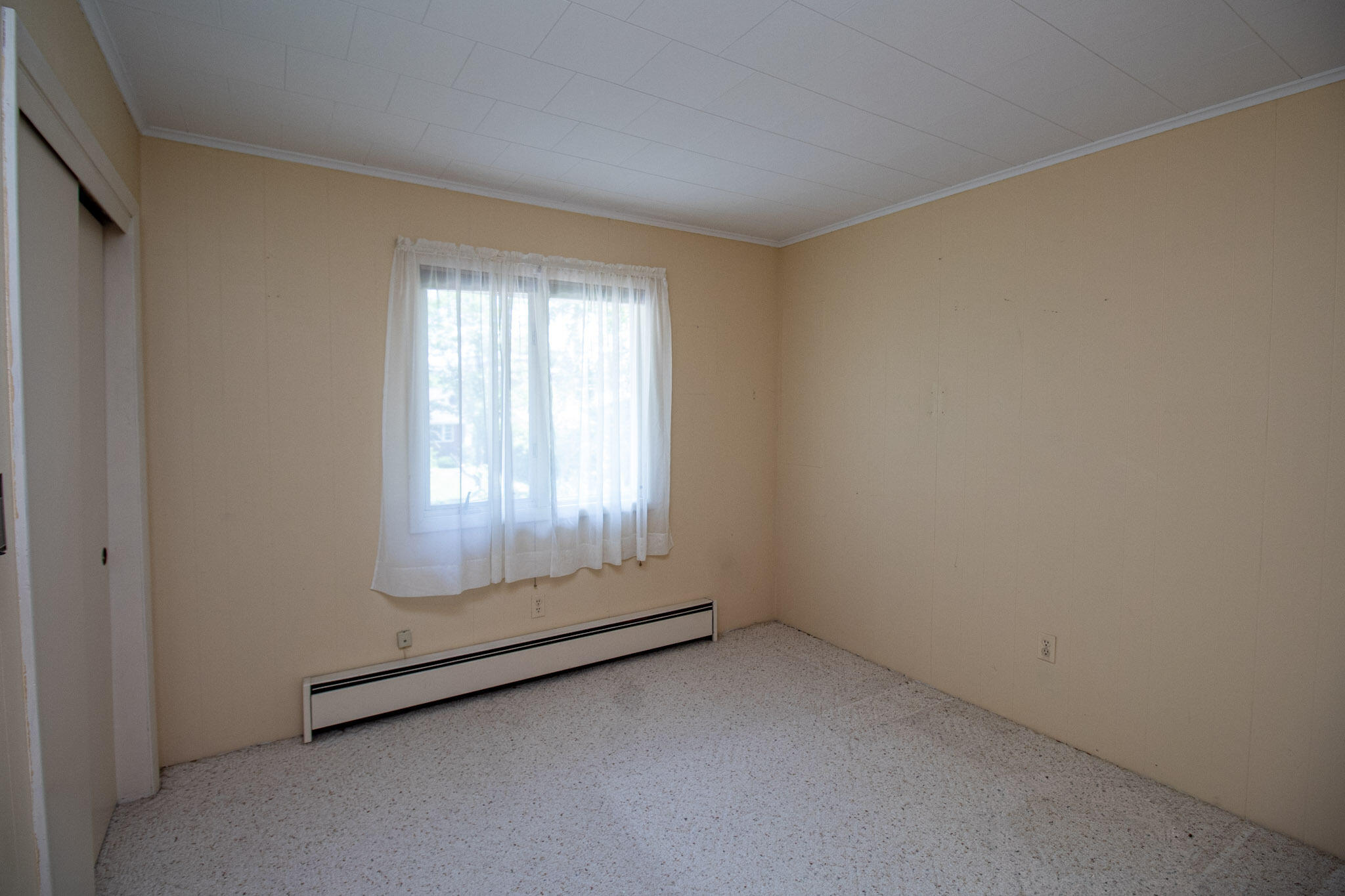 33 Addoms Street Plattsburgh, NY 12901 - Photo 16 of 34