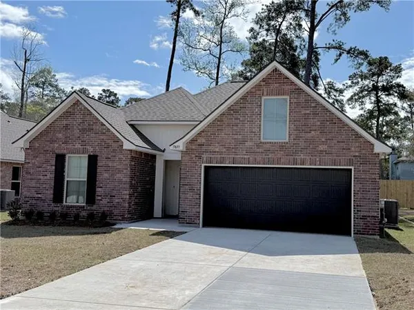 $2,400 | 19693 Calden Court, Covington, LA 70433