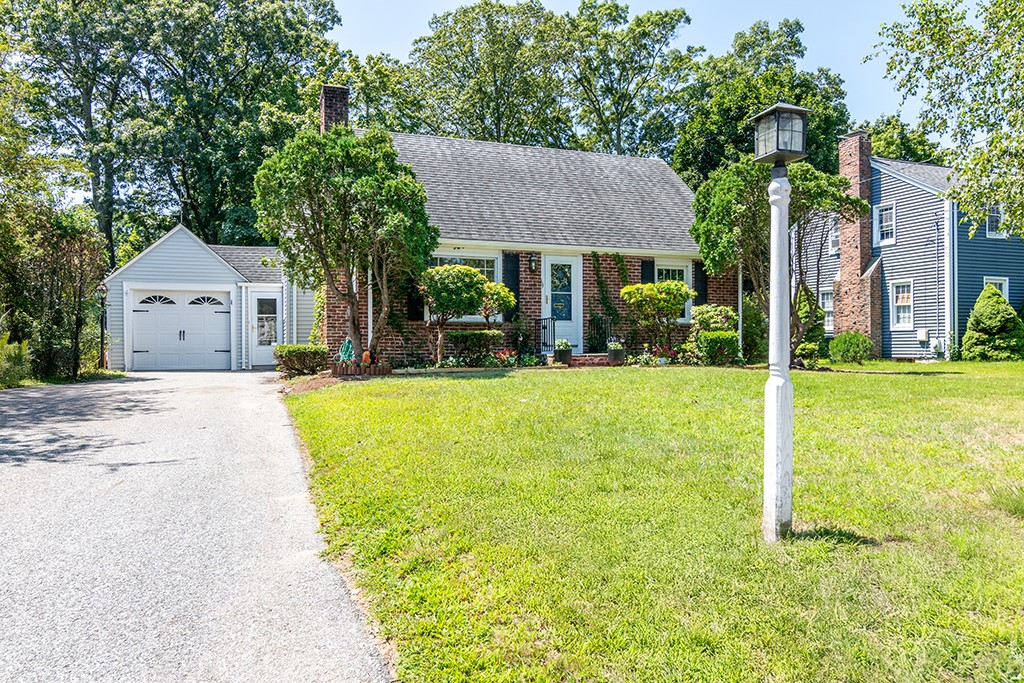69 Delwood Road Warwick, RI 02889 - Photo 1 of 31