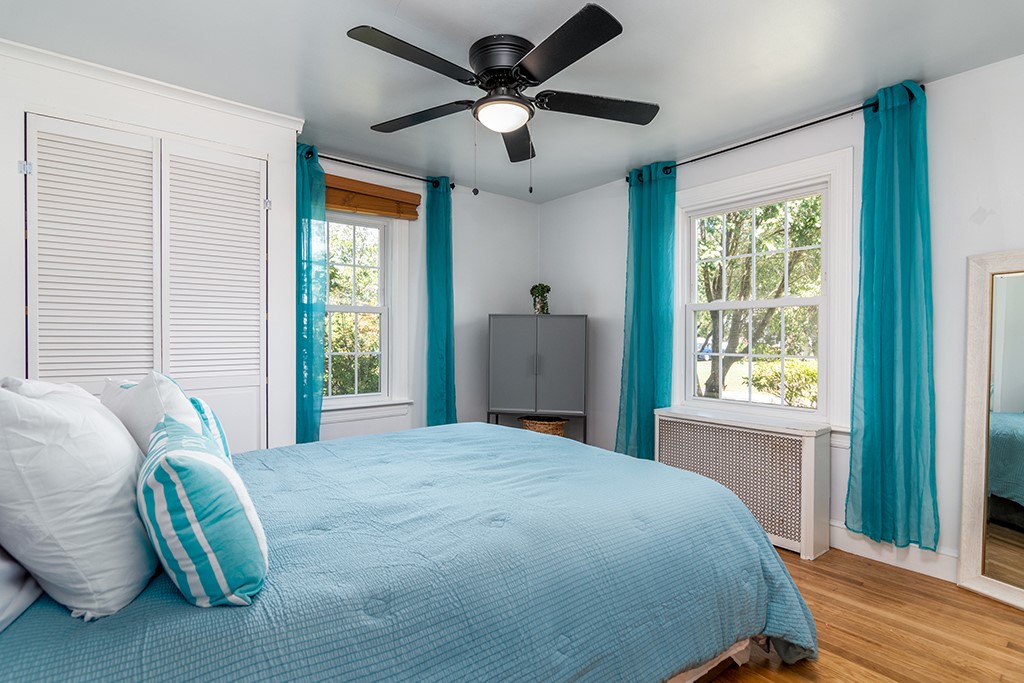 69 Delwood Road Warwick, RI 02889 - Photo 17 of 31 1st floor bedroom #2