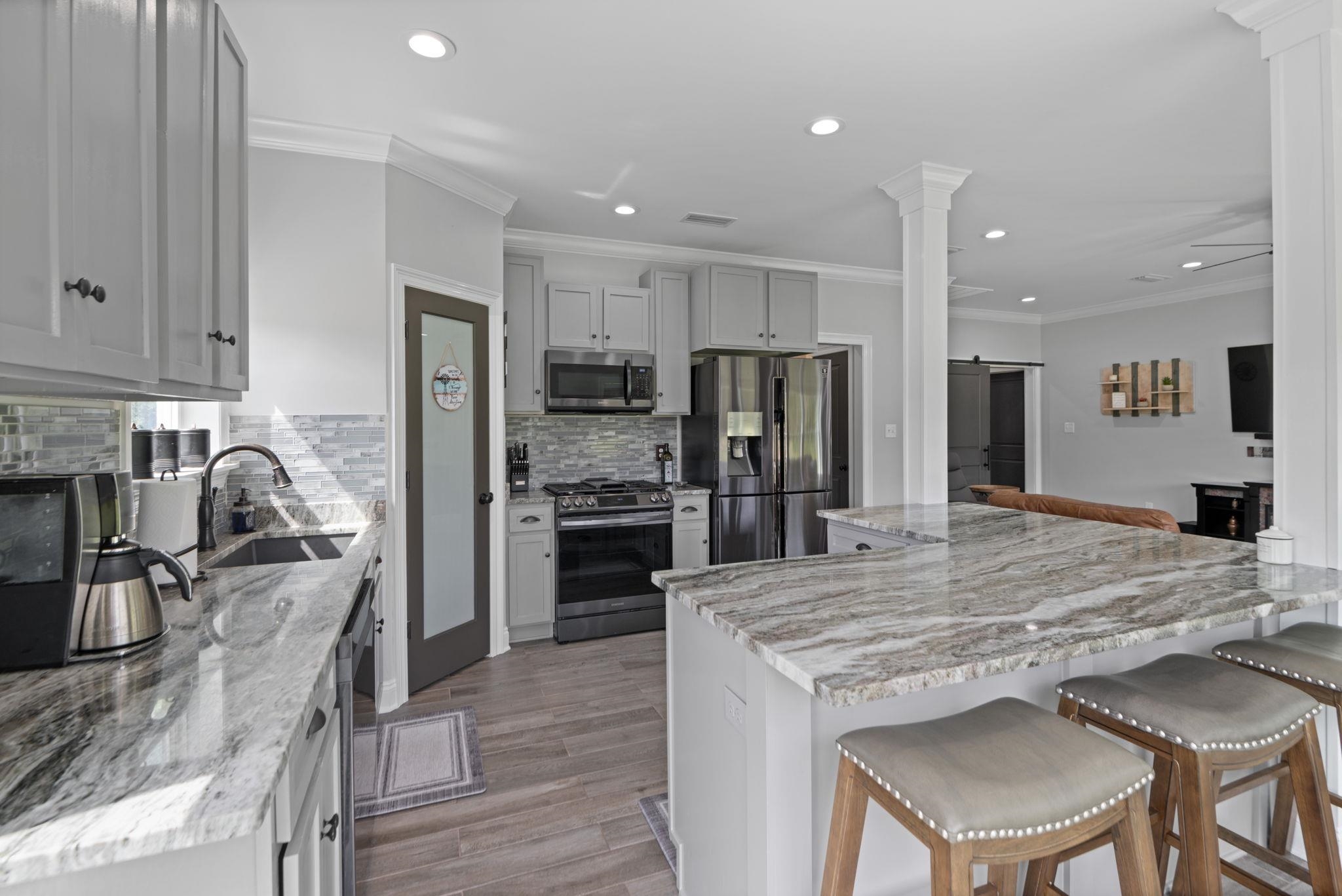 25867 Goat Cooper Road Robertsdale, AL 36567 - Photo 9 of 34 Kitchen