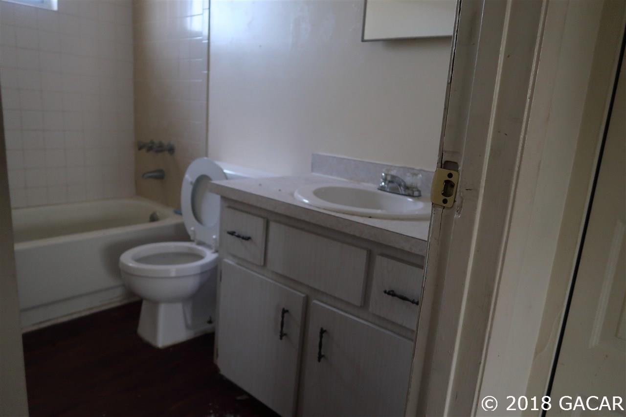 7206 Southwest 43 Place Gainesville, FL 32608 - Photo 16 of 24