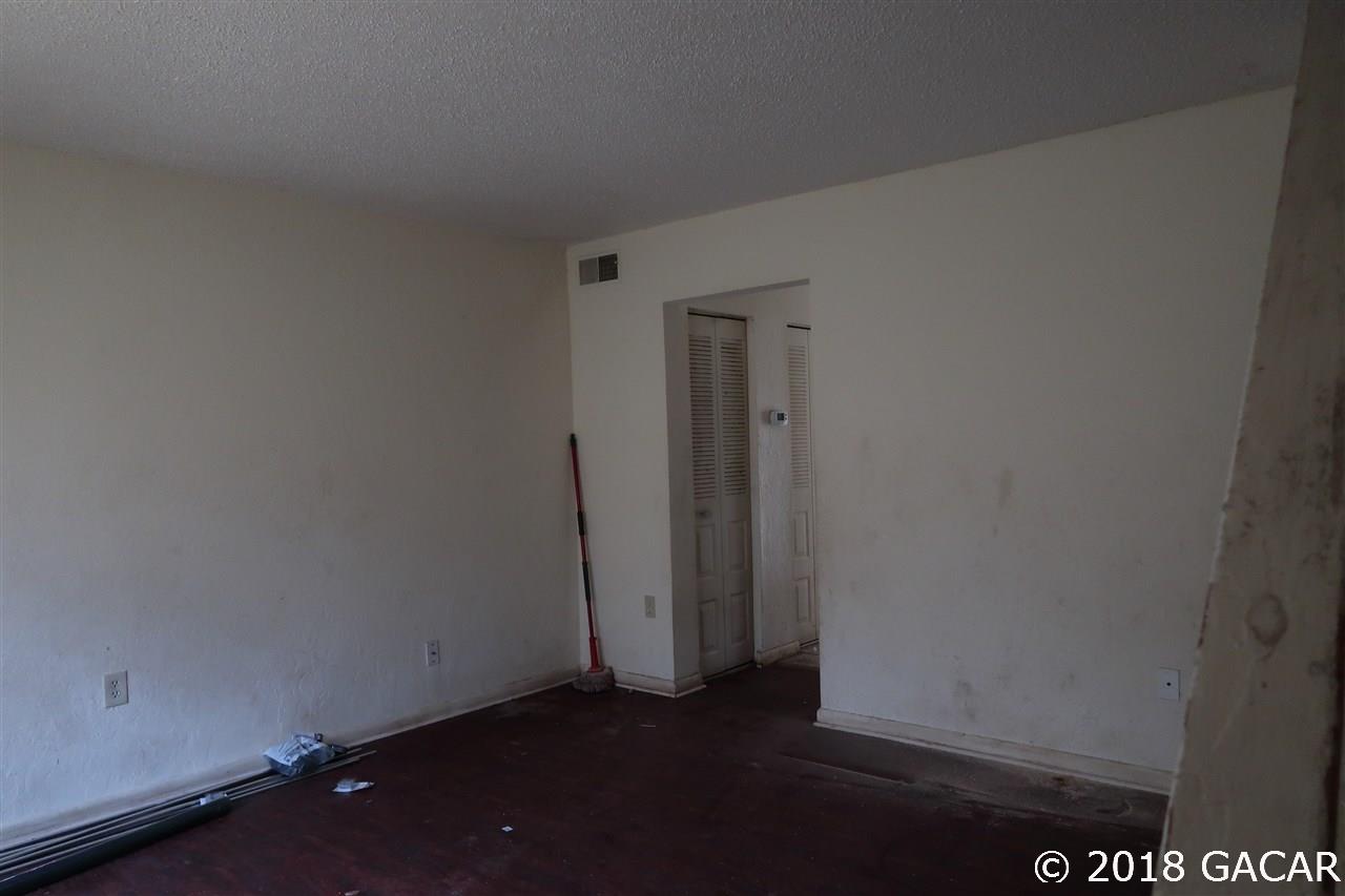 7206 Southwest 43 Place Gainesville, FL 32608 - Photo 4 of 24