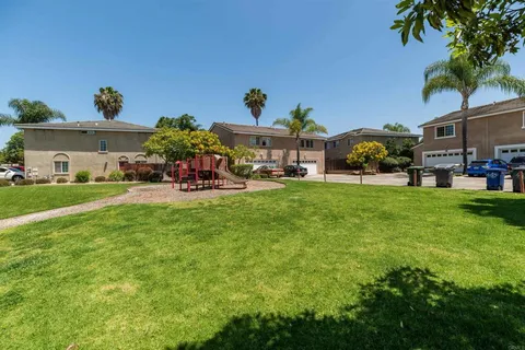 $799,000 | 477 Calle Elegante, Vista, CA 92083