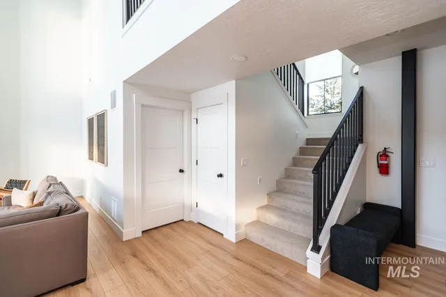 $1,200,000 | 1047 Kaitlyn Loop, McCall, ID 83638