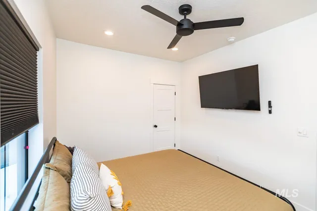 $1,200,000 | 1047 Kaitlyn Loop, McCall, ID 83638