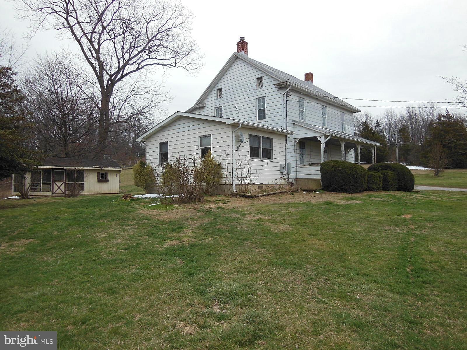 1330 Stone Road Westminster, MD 21158 - Photo 2 of 30 Side of house with shed in background