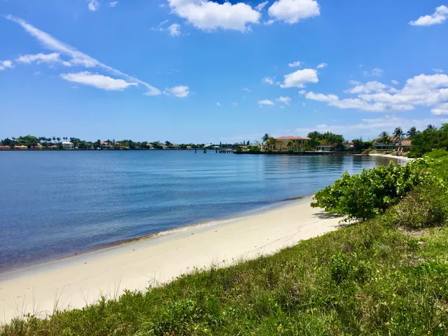 $355,000 | 110 Half Moon Circle, Unit C1, Hypoluxo, FL 33462